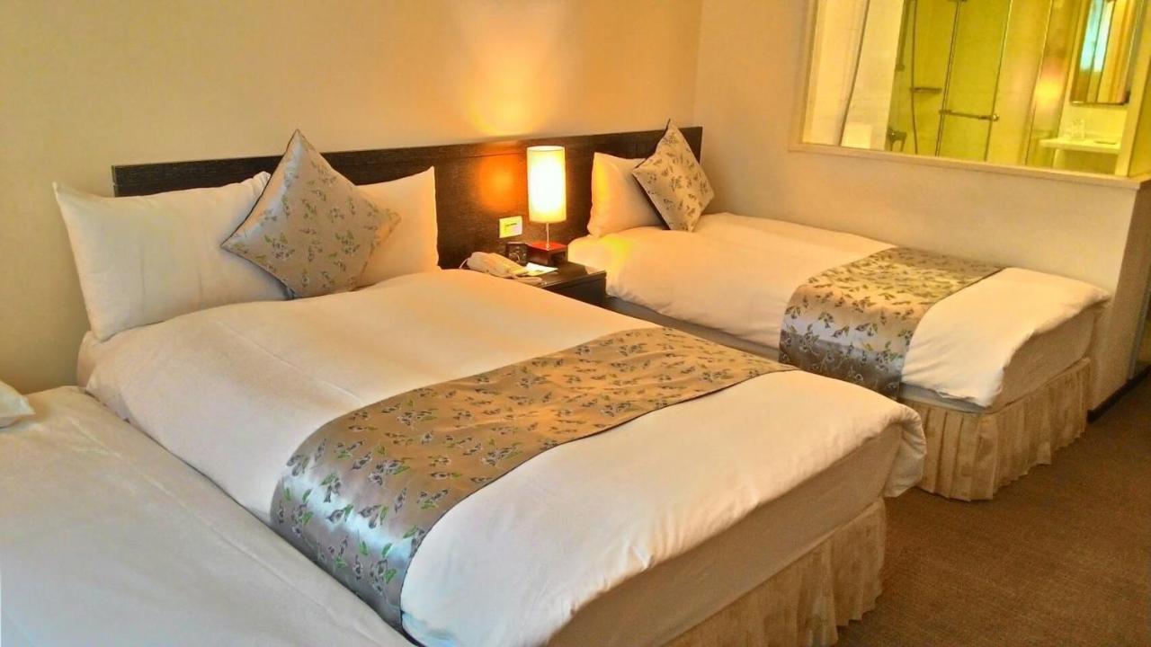 Gala Hotel Tajpej Buitenkant foto